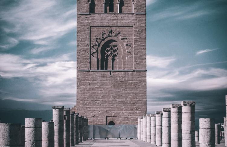 hamza-nouasria-6O8L1xeCK_w-unsplash.jpg